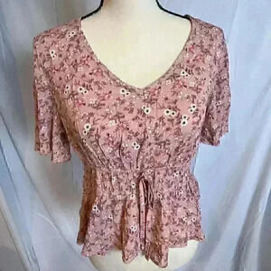 NWT - Pink Flora Baby doll Shirt Size Medium